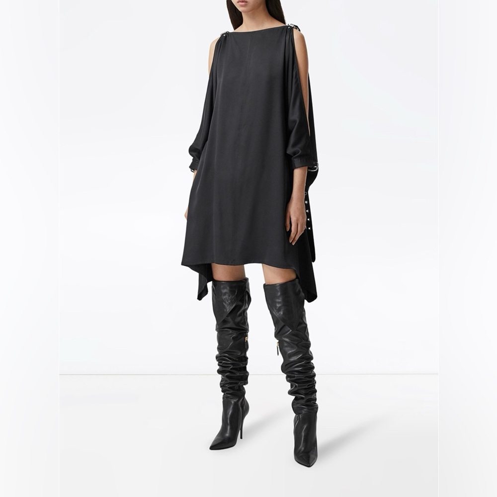 Burberry Dress. NWT size 0 EU 34